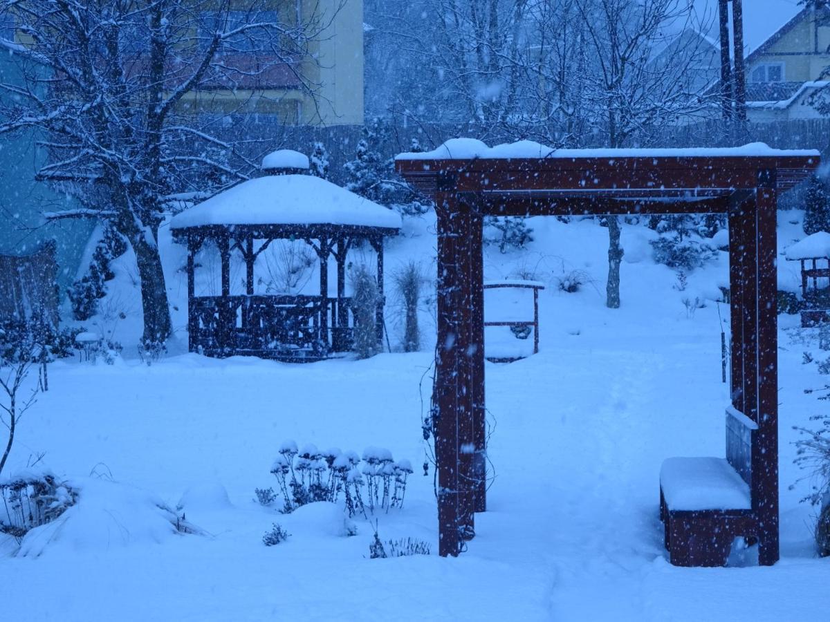 Family Friendly Apartment 3 Adults Plus Child Ruzomberok Extérieur photo